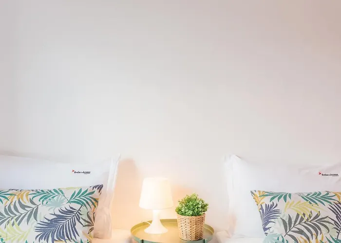 Апартаменты Flh Sea View With Pool *